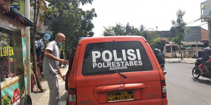 Begal Bersenpi Beraksi di Kota Bandung