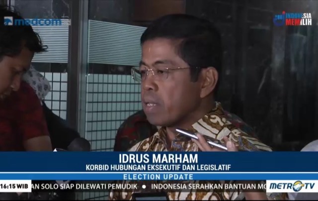 Mensos Idrus Marham Meletakkan Jabatan
