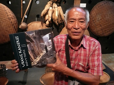 Mengabdi pada Budaya