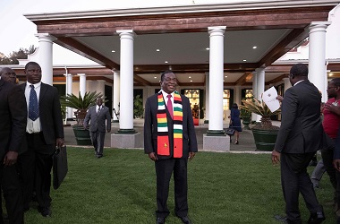 Mnangagwa kembali Dilantik sebagai Presiden Zimbabwe