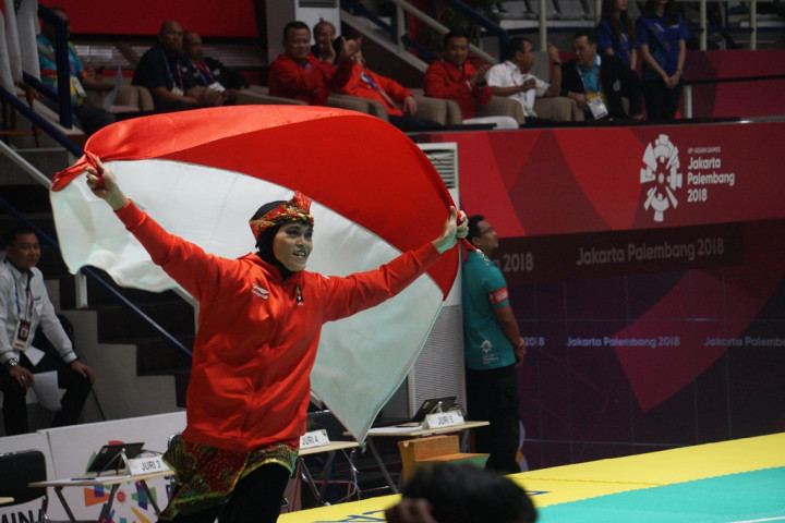 Puspa Arumsari Sumbang Emas Pertama dari Cabor Pencak Silat