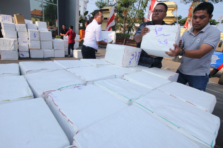 Polrestabes Surabaya Gagalkan Peredaran 7,8 Juta Pil Koplo