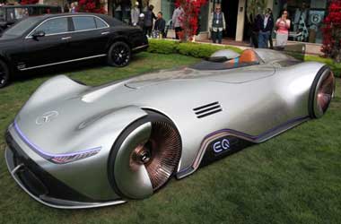 Mercedes-Benz EQ Silver Arrow Debut di California