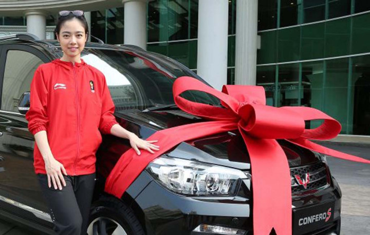 Lindswell Kwok, Menang Wushu Dapat Wuling