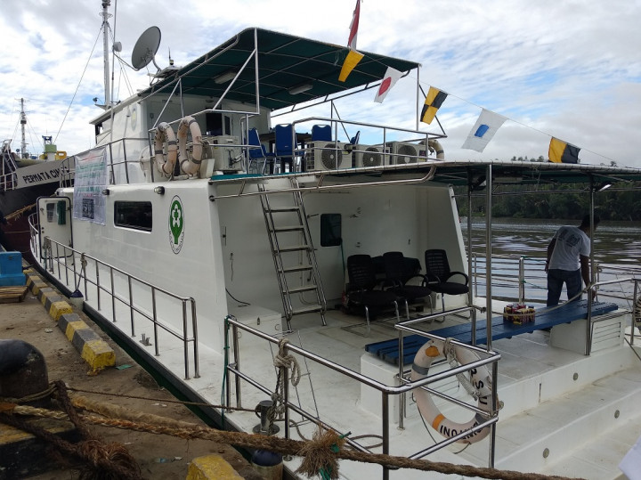 Menkes Kunjungi RS Apung di Teluk Bintuni