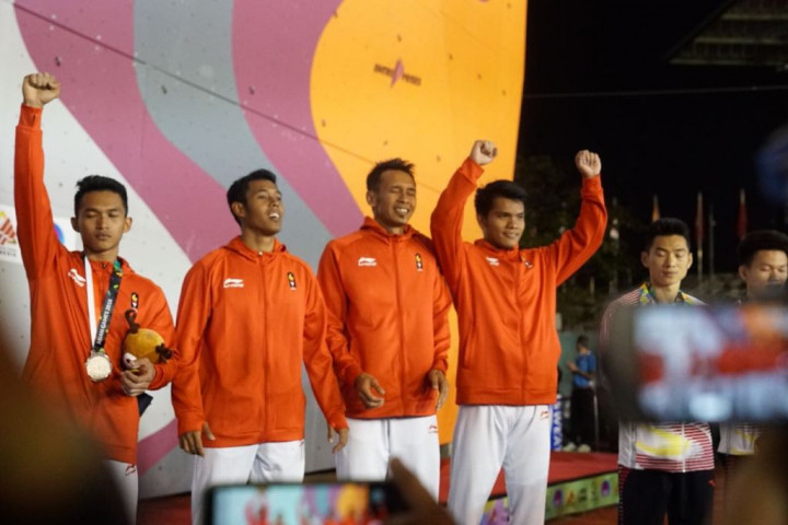 Demi Emas Asian Games, Atlet Panjat Tebing Ini Rela Tinggalkan Anak Istri