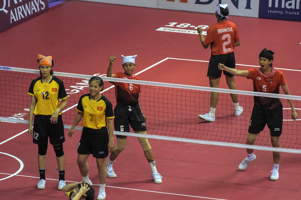Tim sepak takraw putri Indonesia saat menghadapi Vietnam (Foto: Nova Wahyudi/Antara/Inasgoc)