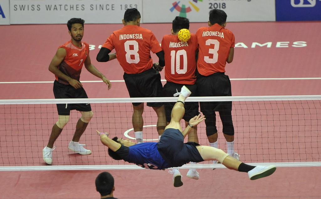 Sejumlah pemain sepak takraw Indonesia (Foto Antara//INASGOC/Iggoy el Fitra)