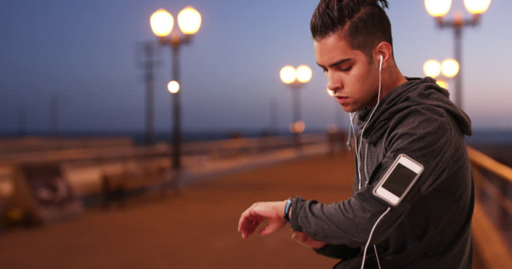 Mendengarkan Musik Saat Olahraga Bantu Kurangi Kelelahan