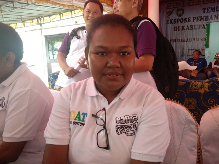 Pengalaman Yunita Menjadi Juru Malaria Kampung di Teluk Bintuni