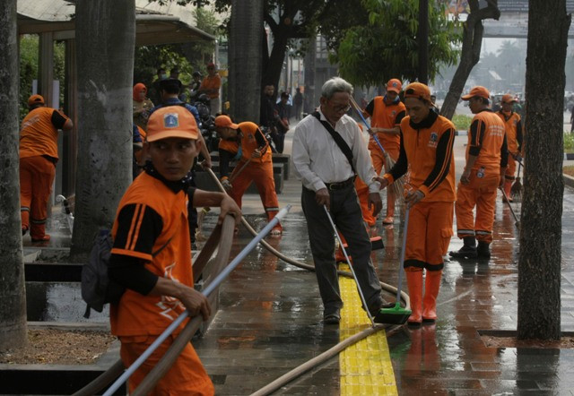 Ribuan Petugas Kebersihan Diterjunkan pada Penutupan Asian Games