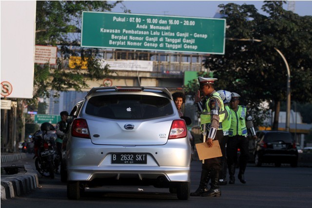 Ganjil-Genap Ubah Cara Bertransportasi