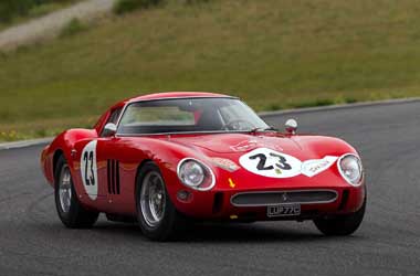 Ferrari 250 GTO 1962 Klasik Ini Pecahkan Rekor Mobil Lelang Termahal