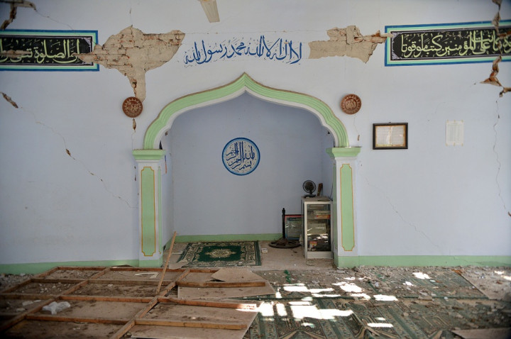 Setelah Gempa, Sumur di Sumbawa Mengering