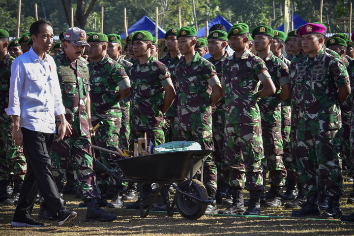 Jokowi Pimpin Apel Siaga NTB Bangun Kembali