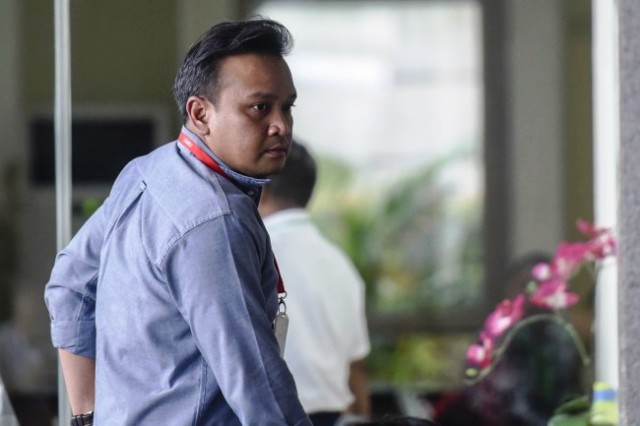 Keponakan Novanto Disebut Terima Duit dari Fayakhun