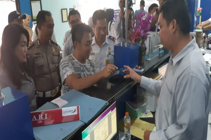 Di Sidoarjo, Bayar Uji Kir Bisa dengan e-Money