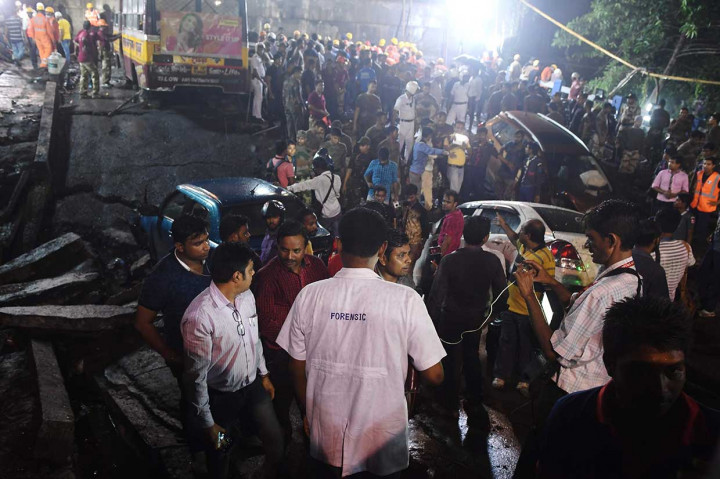 Jembatan di India Runtuh, Satu Orang Tewas