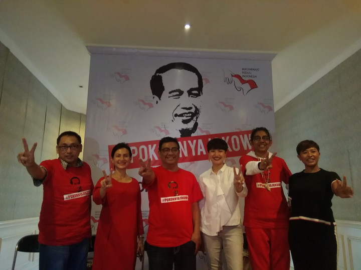 Dira Sugandi, Wanda Hamidah dan Sejumlah Artis Deklarasi Kampanye 