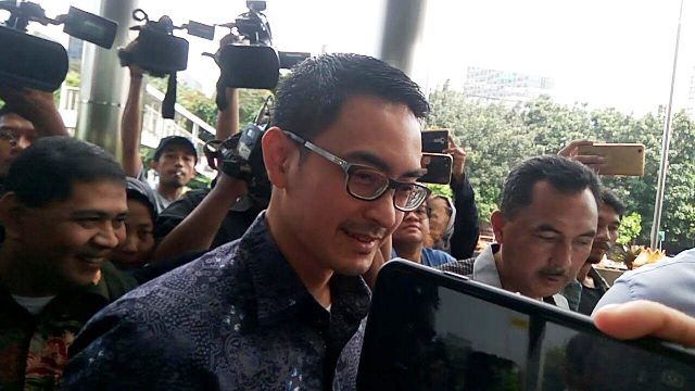 Saksi Akui Berikan Uang untuk Beli Hewan Kurban Zumi Zola