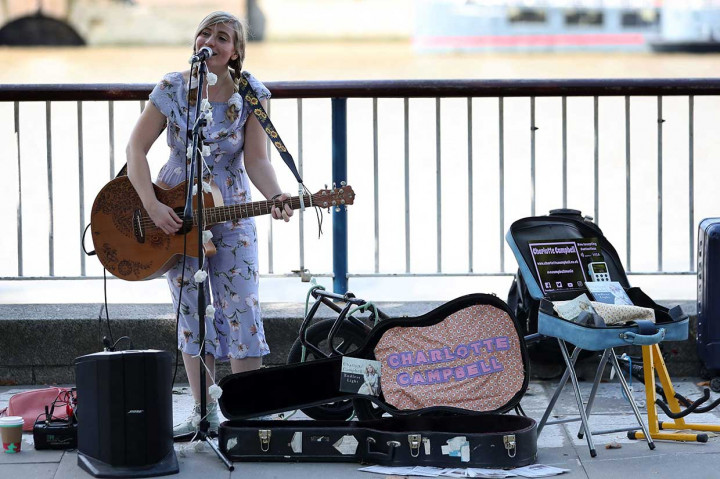 Tidak Ada Transaksi Tunai di Jalanan Kota London