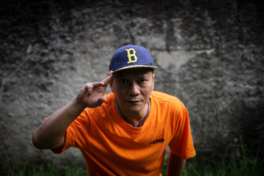 Iwa K, Bicara Narkoba dan Identitas Hip-Hop Indonesia