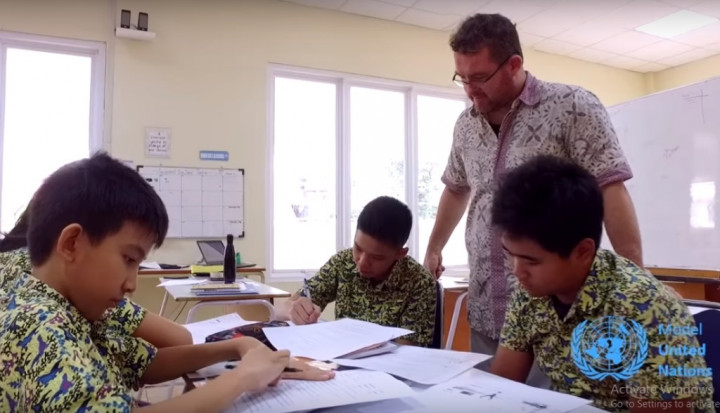 Siswa-siswi Sekolah Perkumpulan Mandiri Mendulang Prestasi