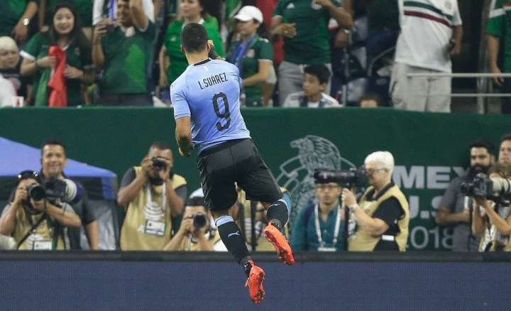 Suarez Gemilang, Meksiko Kandas di Tangan Uruguay