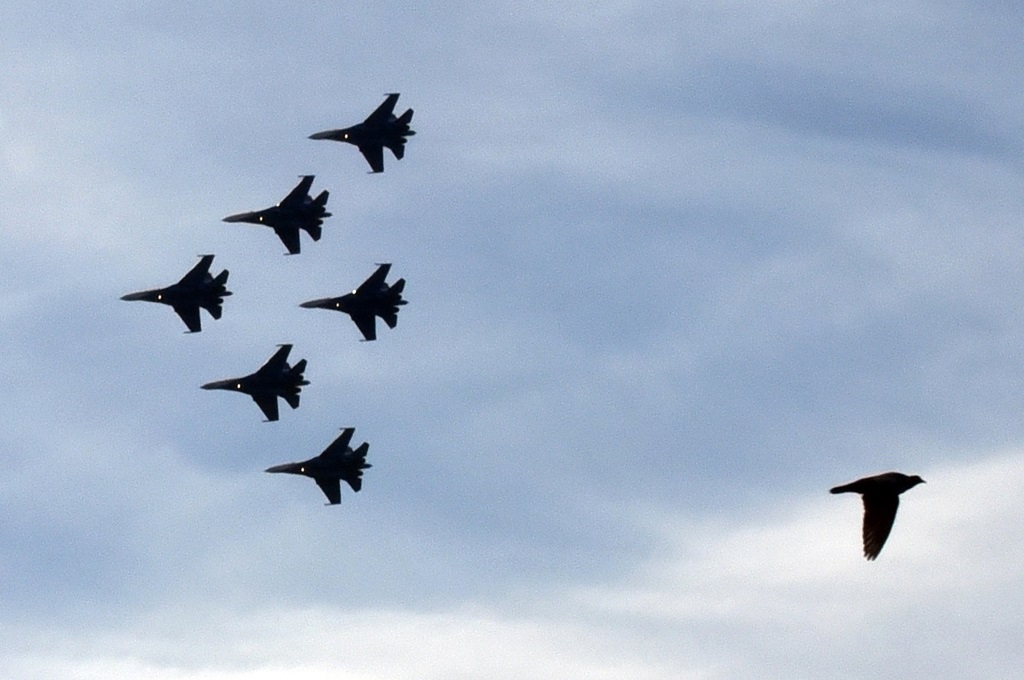 Pesawat jet tempur Su-27 buatan Rusia. (Foto: AFP)