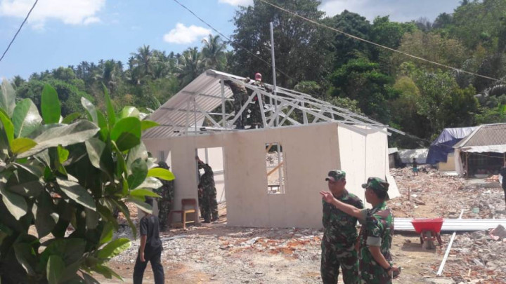 Rumah Korban Gempa Rampung dalam 4 Hari