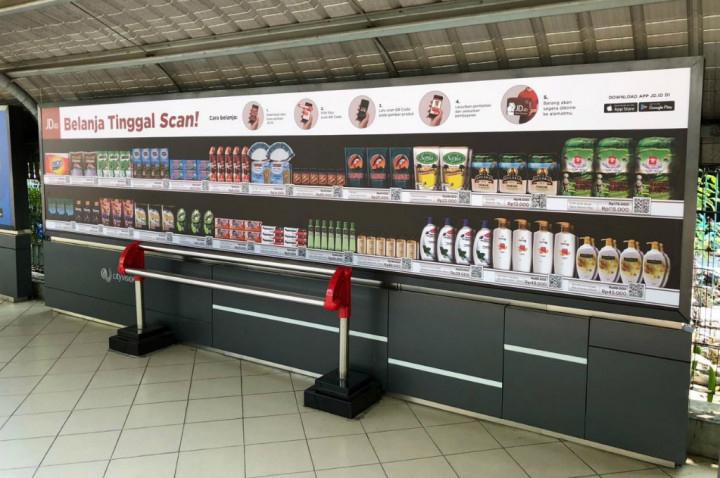 Sistem Belanja QR dari JD.ID di Stasiun Kereta Jabodetabek
