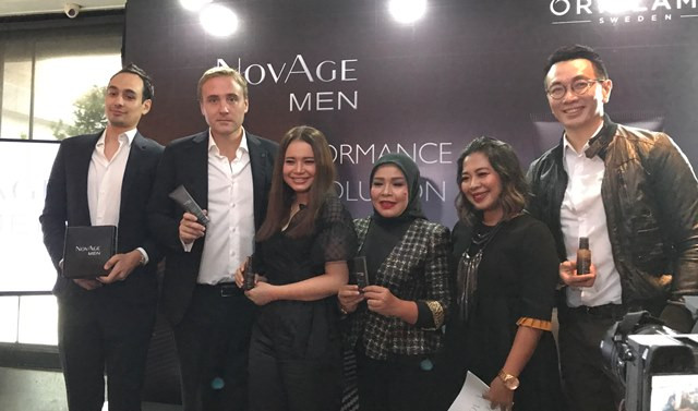 Ini Rahasia Rossa dalam Menjaga Kecantikan Wajah