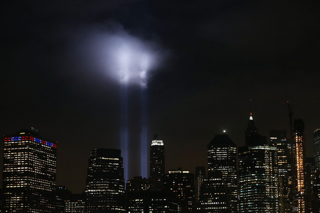 Penghormatan 17 Tahun Tragedi WTC, Langit New York Bersinar