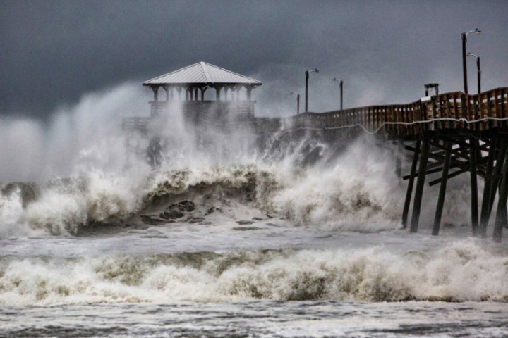 Kekuatan Badai Florence Menurun jadi Kategori 1
