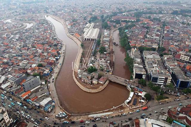 Konsep Naturalisasi Ciliwung Baru Wacana