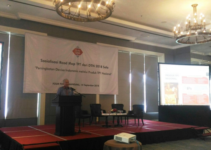 Mendag Kumpulkan Pengusaha Tekstil Nasional di Bandung