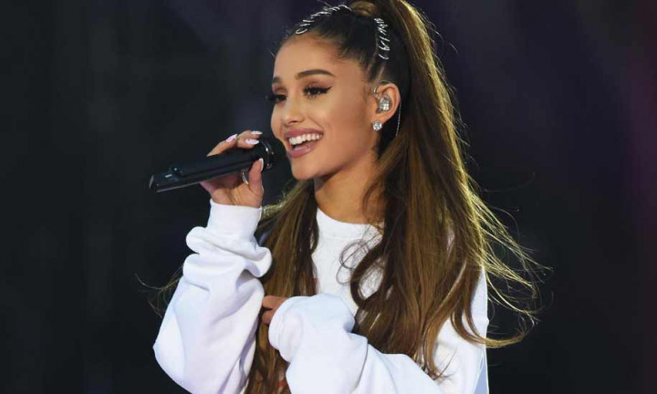 Ariana Grande Ungkap Kerinduan terhadap Mac Miller