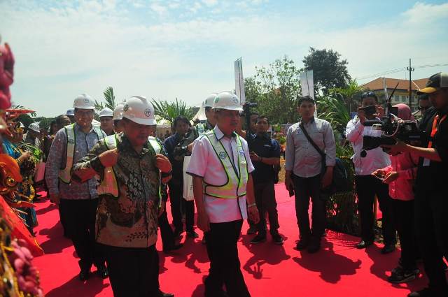 Menteri Riset, Teknologi dan Pendidikan Tinggi (Menristekdikti) Mohamad Nasir saat di Malang, Jawa Timur, Senin, 17 September 2018. Medcom.id/ Daviq Umar Al Faruq.