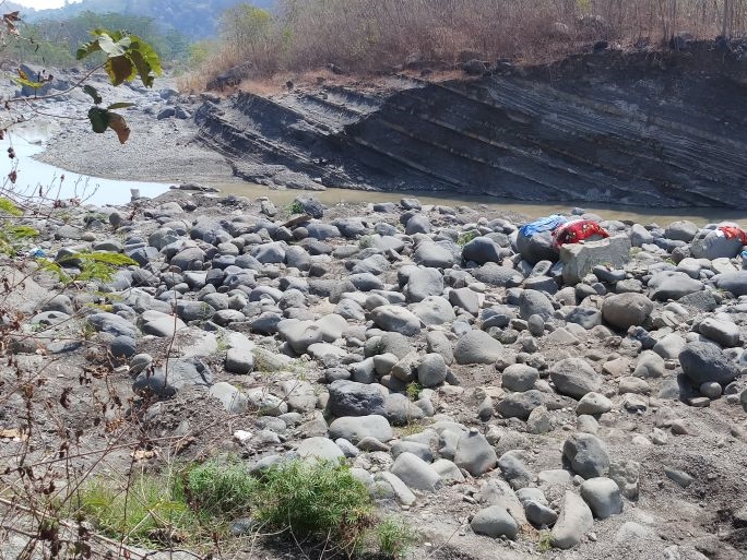 Penambangan di Sungai Gung Resahkan Warga Tegal