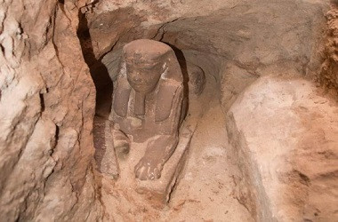 Arkeolog Temukan Patung Sphinx Kuno di Aswan Mesir