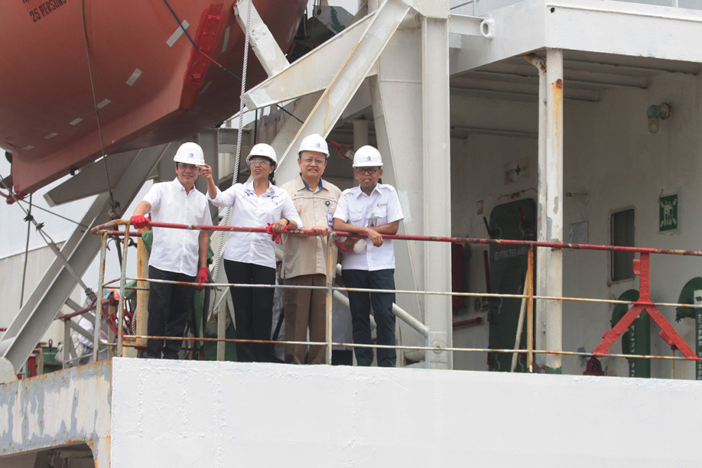 Menteri BUMN Lepas Kapal Ekspor Pupuk Urea di Bontang