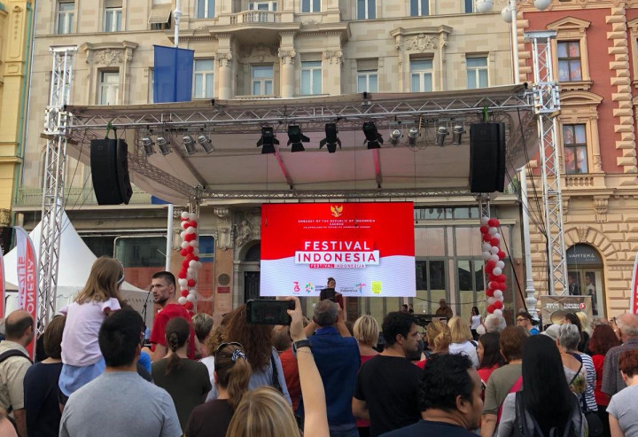 Lagu dan Tari Indonesia Pukau Warga Kroasia