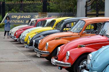 Varian Lengkap VW Beetle untuk Ragam Segmen