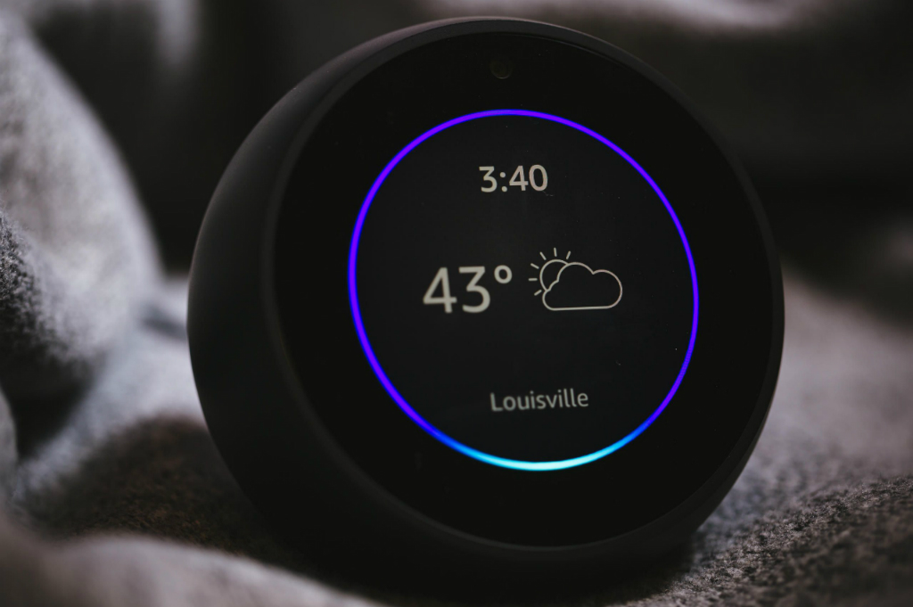 Amazon bekerja sama dengan Getty Image guna memperbaiki gaya visual asisten digitalnya, Alexa.