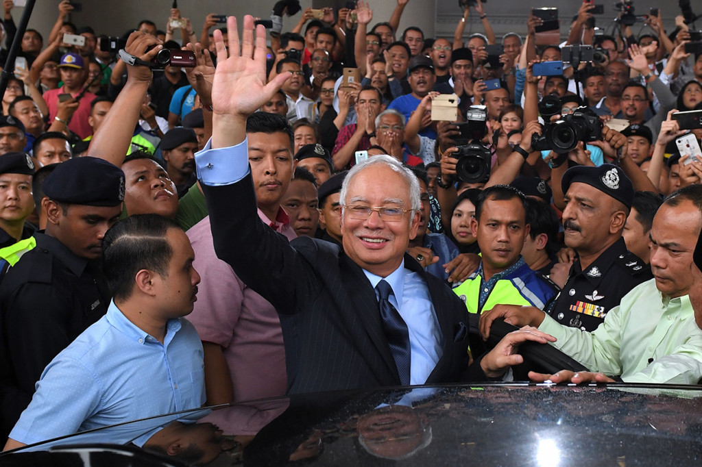 Najib Razak Dikenai 25 Dakwaan Korupsi dan Pencucian Uang