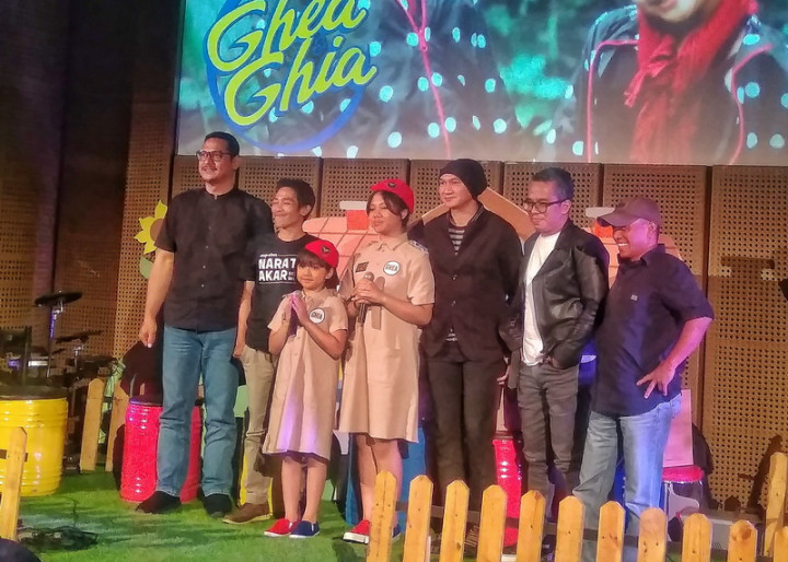 Pidi Baiq Emosional saat Menulis Lagu Doakan Ayah