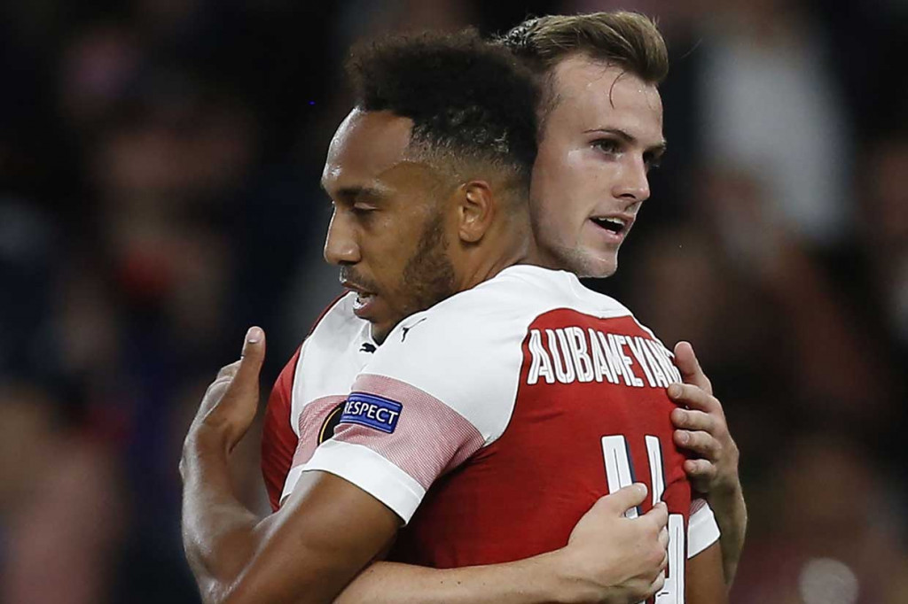 Arsenal Tundukkan Vorskla 4-2