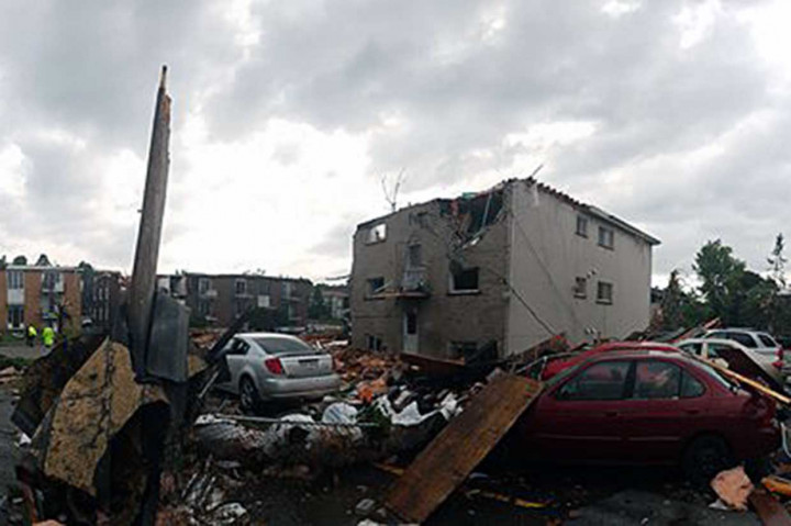 Tornado Terjang Kanada