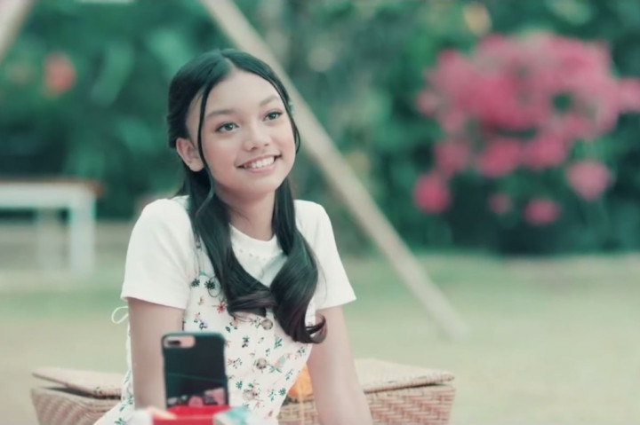 Naura Ungkapkan Cinta Lewat Video Musik Terbaru