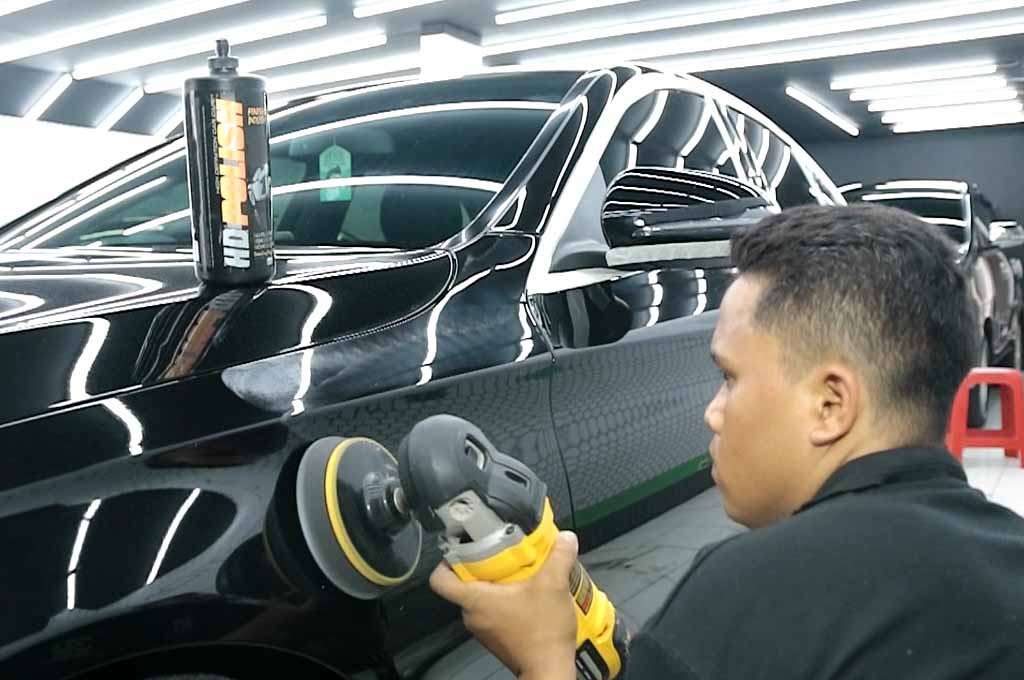 Kelebihan dan Kekurangan Nano  Ceramic  Coating  Pada Mobil  